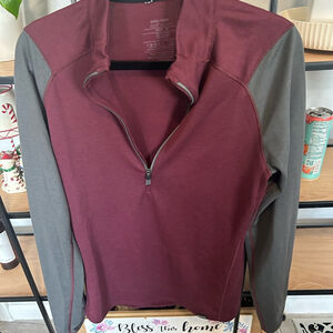 Patagonia Maroon Quarter-Zip Pullover